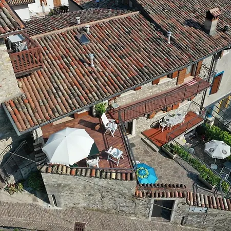 Pietre Antiche 3 * Gargnano