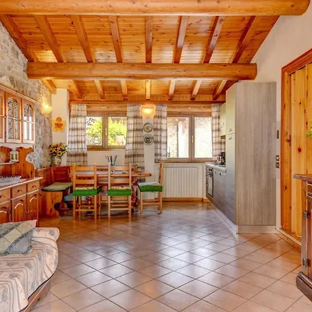 Pietre Antiche 3 Apartamento Gargnano